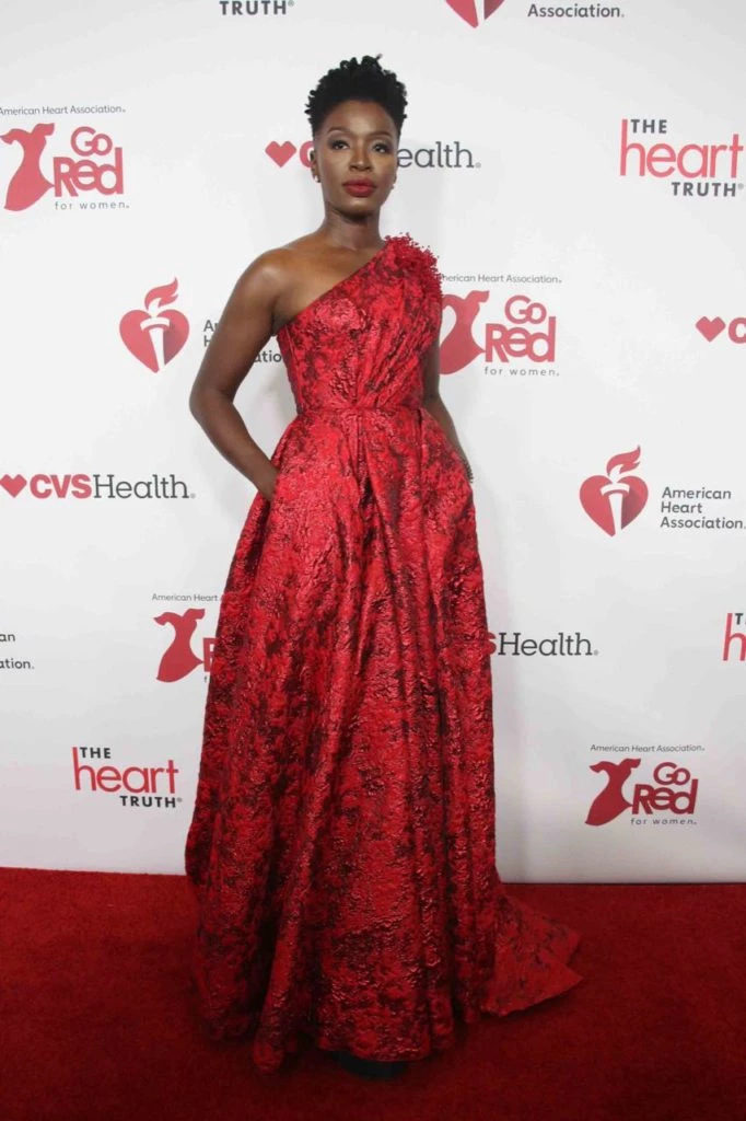 Folake Olowofoyeku en Go Red For Women