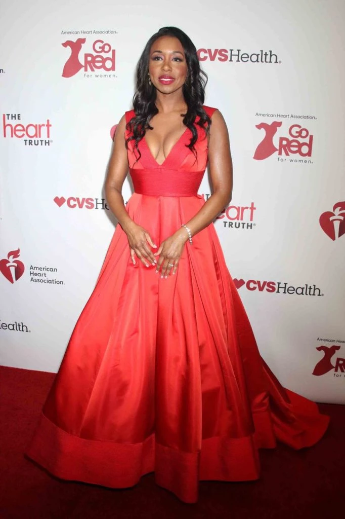 Amanda Warren en Go red for women