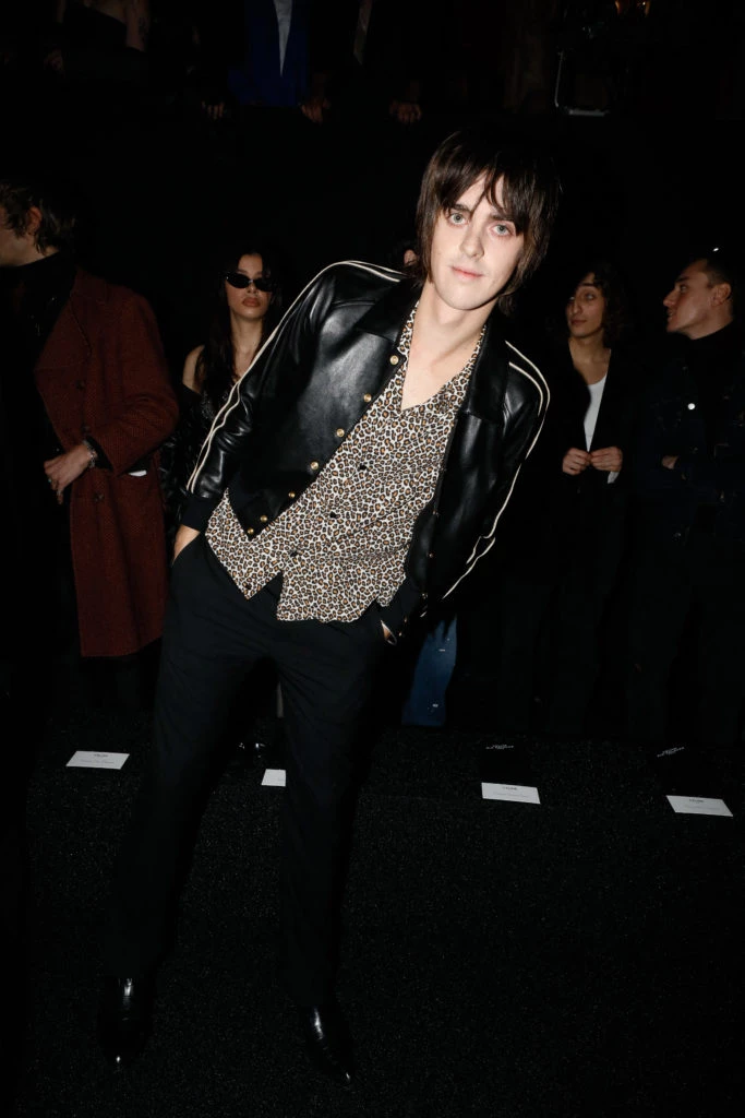 Earl Cave, hijo de Nick Cave, en el desfile de Celine. Foto: Fotonoticias.