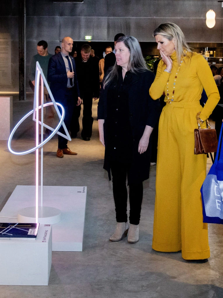 Máxima lució una jugada combinación de colores. Foto: Fotonoticias.