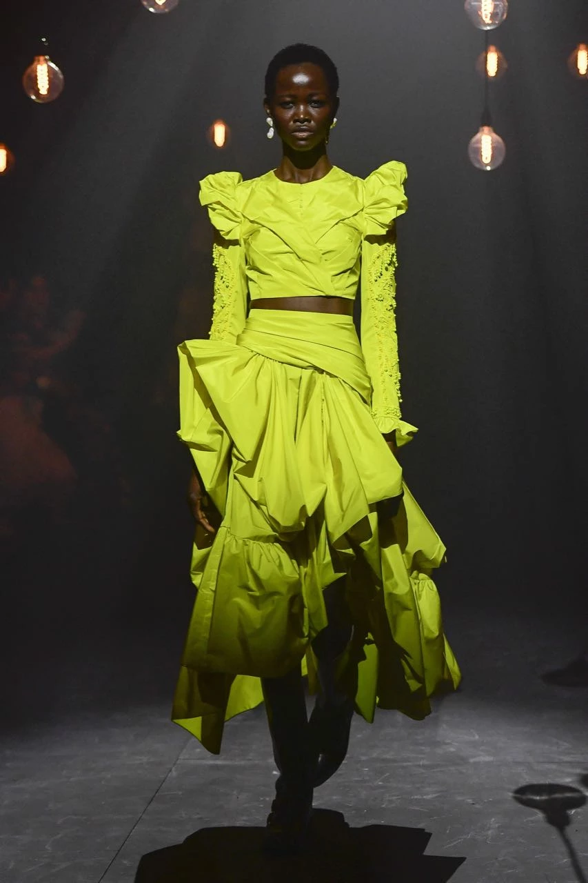 Desfile Erdem, otoño invierno 2023/24, en el Fashion Week de Londres.
