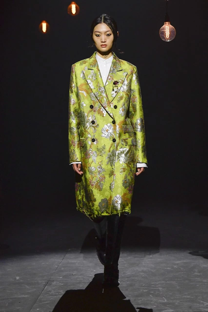 Desfile Erdem, otoño invierno 2023/24, en el Fashion Week de Londres.