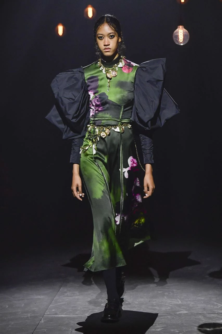 Desfile Erdem, otoño invierno 2023/24, en el Fashion Week de Londres.
