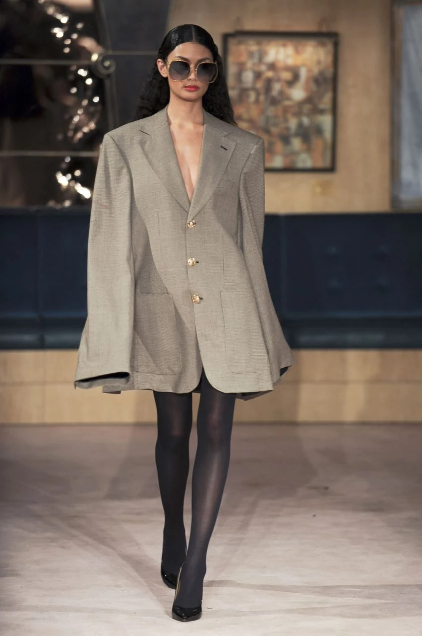 Desfile otoño invierno 2023/24 de Helen Anthony en Londres Fashion Week