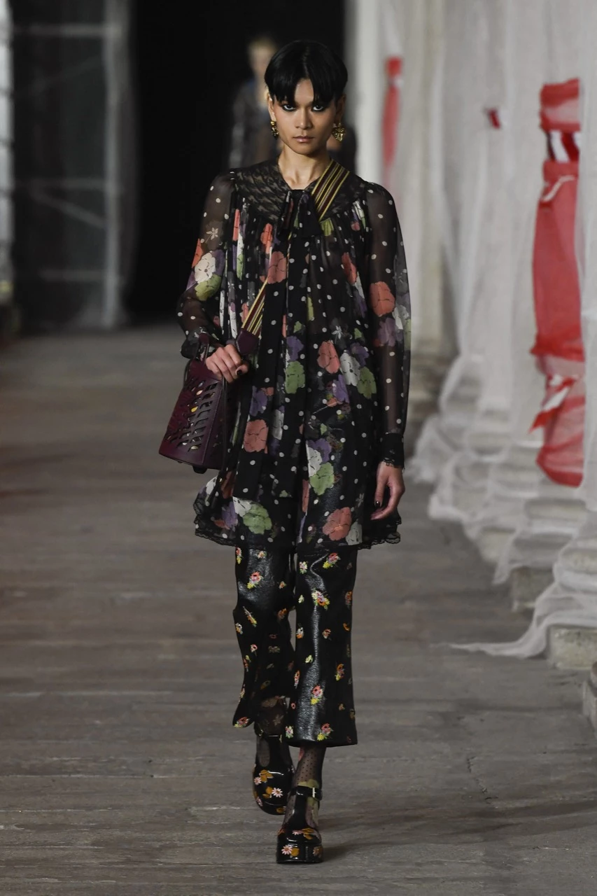 Desfile Etro, otoño invierno 2023/24 en Milán Fashion Week.