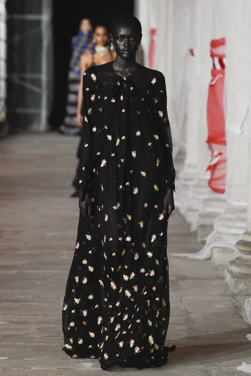 Desfile Etro, otoño invierno 2023/24 en Milán Fashion Week.