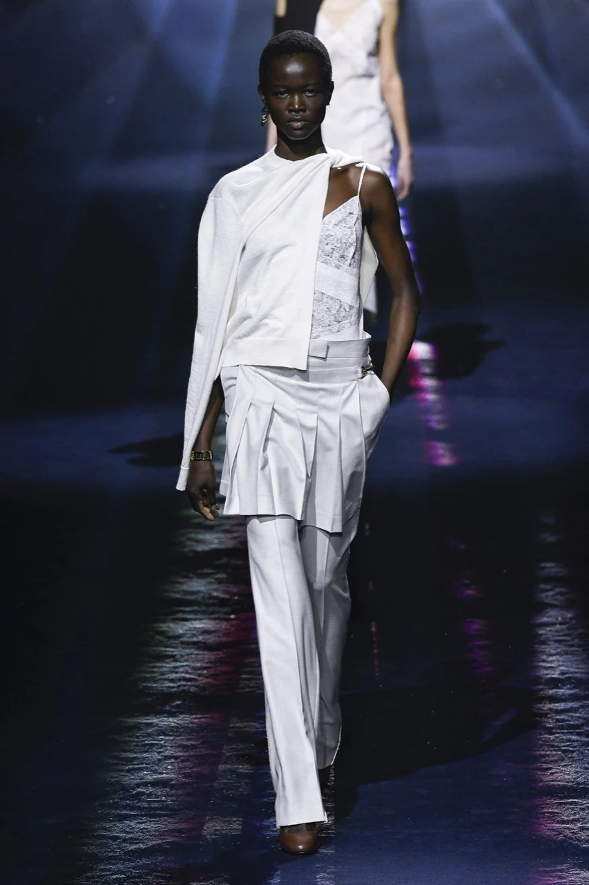 Desfile de Fendi otoño invierno 2023/24 en Milán fashion Week.