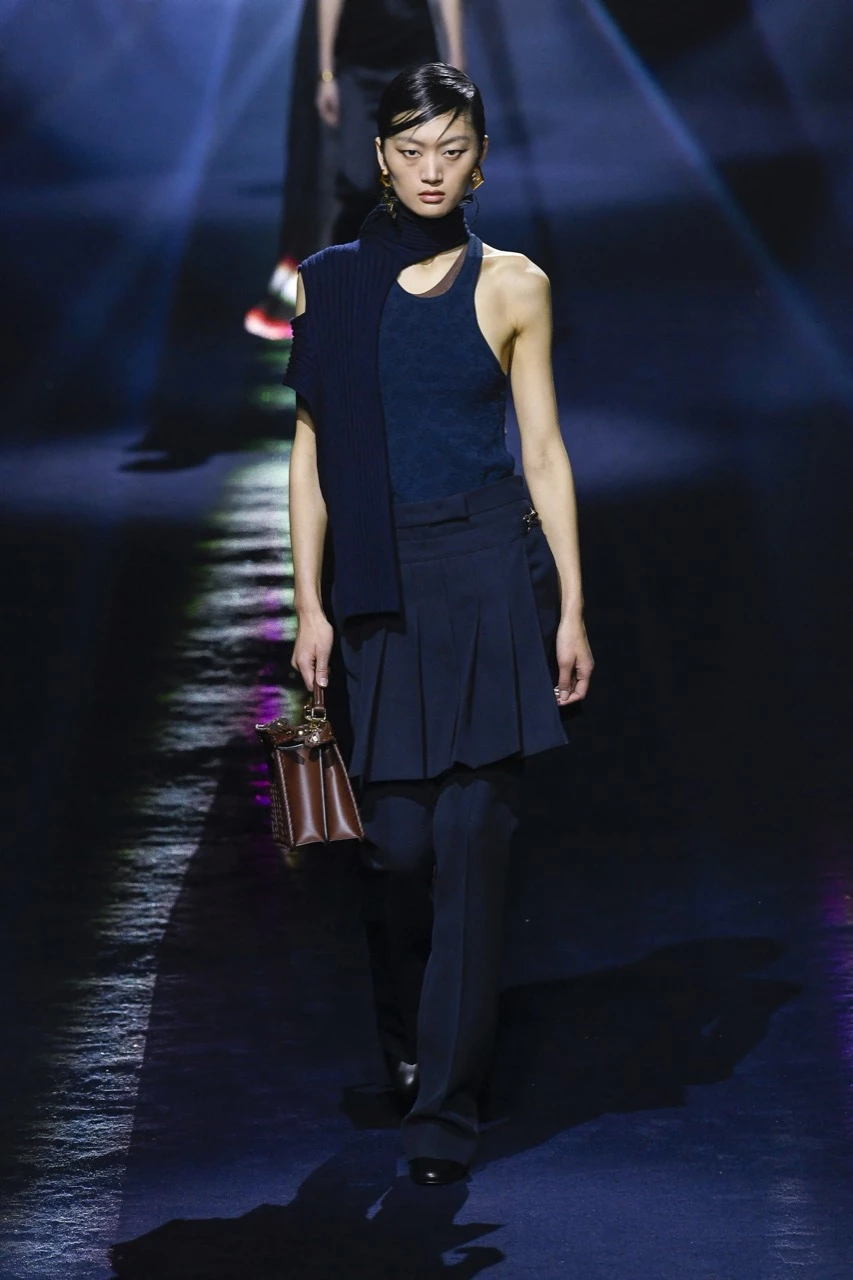 Desfile de Fendi otoño invierno 2023/24 en Milán fashion Week.