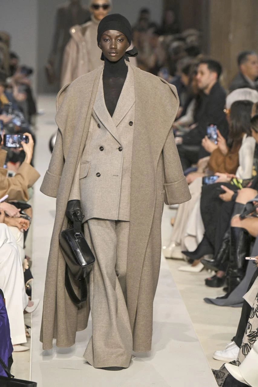 Desfile Max Mara otoño invierno 2023 en la Semana de Moda de Milán