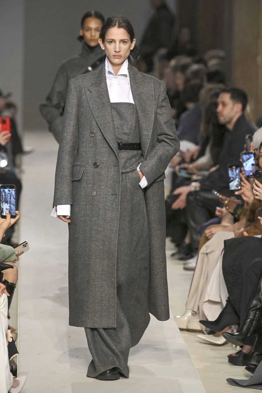 Desfile Max Mara otoño invierno 2023 en la Semana de Moda de Milán