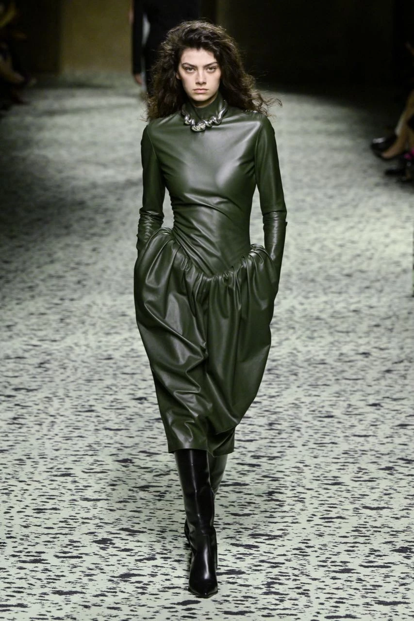 Desfile Bottega Veneta, otoño invierno 2023/24 en la Semana de la Moda de Milán