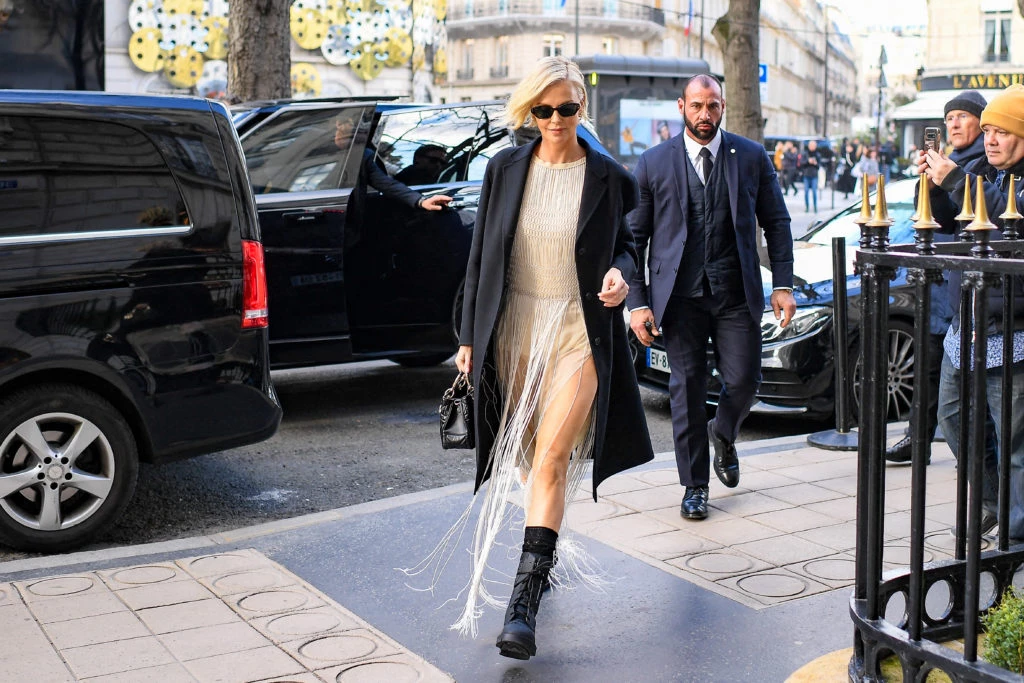 look charlize theron