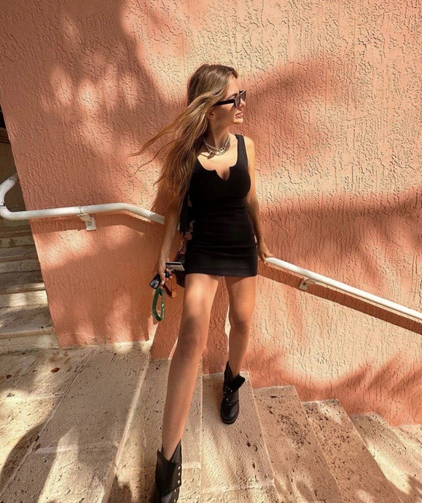 La China Suárez y sus biker boots. Foto: Instagram.