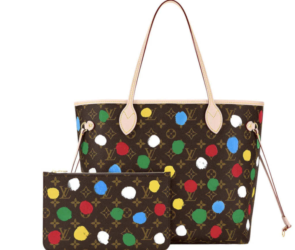 La cartera Louis vuitton de Carla Pereyra. Foto: Instagram.