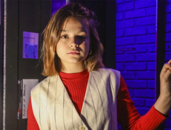 El álbum de fotos de Muna Pauls, la hija de Agustina Cherri, en la escuela de Nueva York