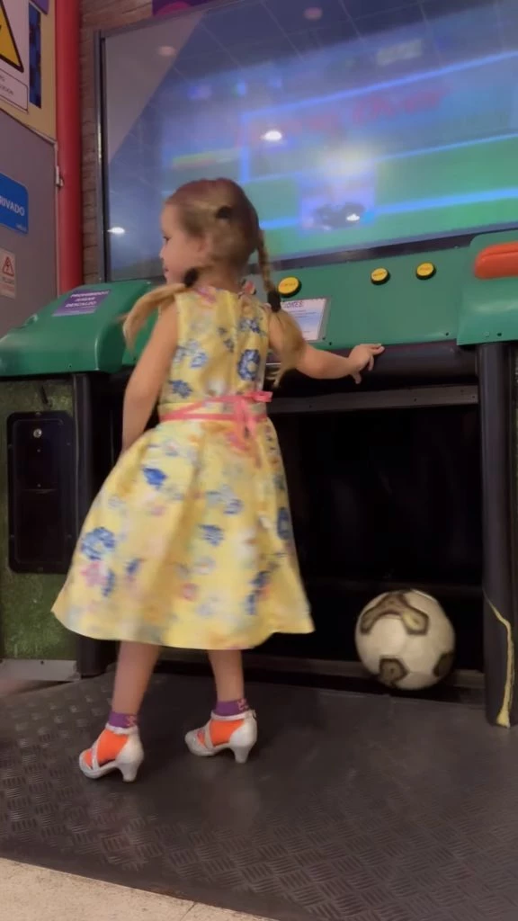 Magnolia Vicuña cumplió años y lució un outfit muy trendy. Foto: Instagram.