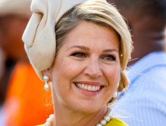 Así es el elegante look blanco total por el que apostó Máxima al llegar a Saint Martin 