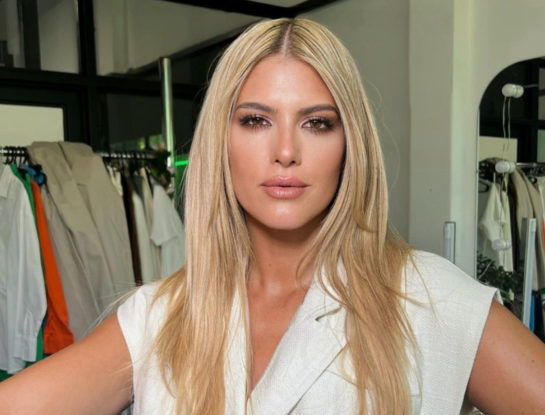 Mery del Cerro muestra 4 outfits con el blanco como protagonista