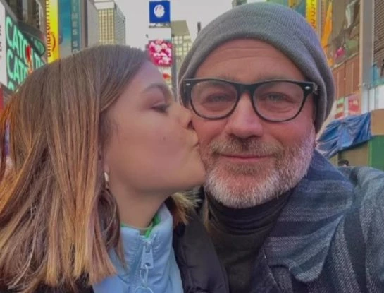 Gastón Pauls compartió las primeras fotos con Muna, su hija, desde Nueva York