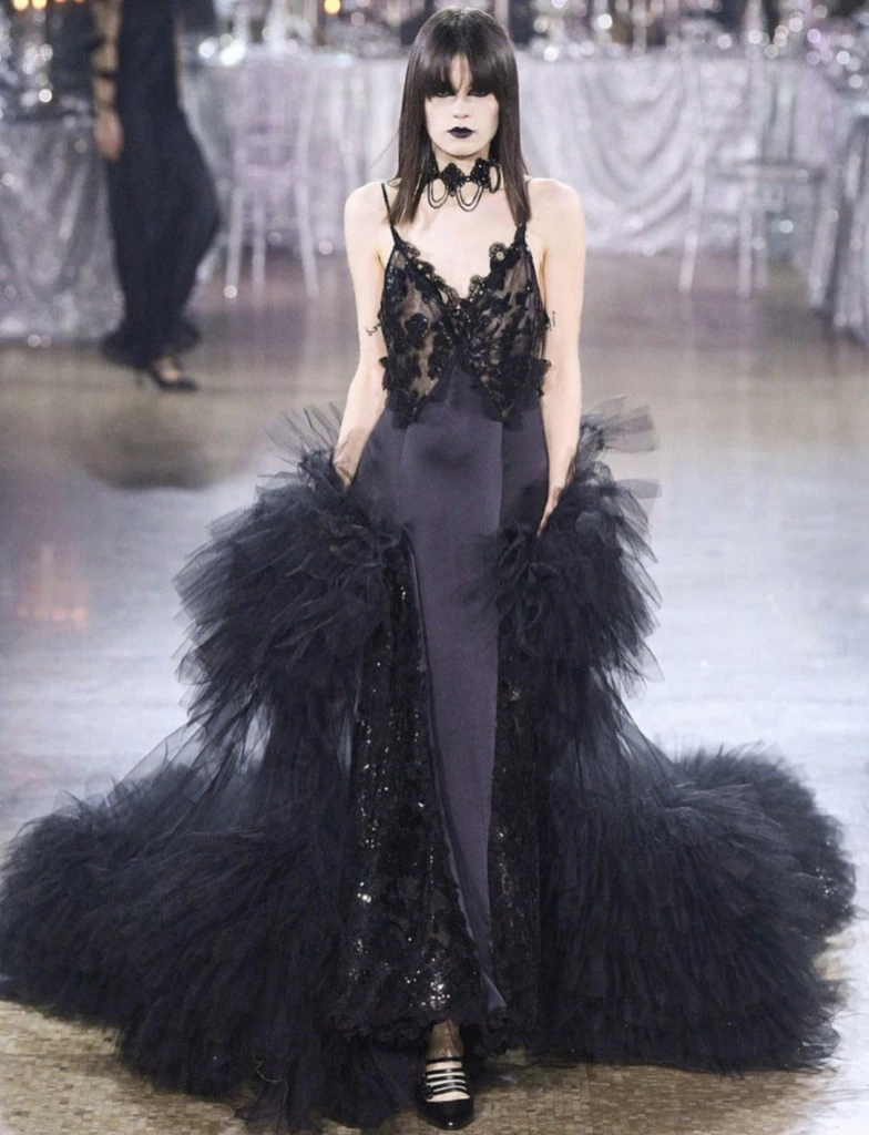 Rodarte y su nueva colección en la Semana de la Moda de Nueva York. Foto: Instagram.