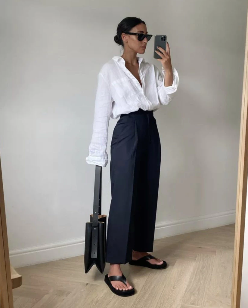 Sandalias thong y un look perfecto para la oficina. Foto: Pinterest.