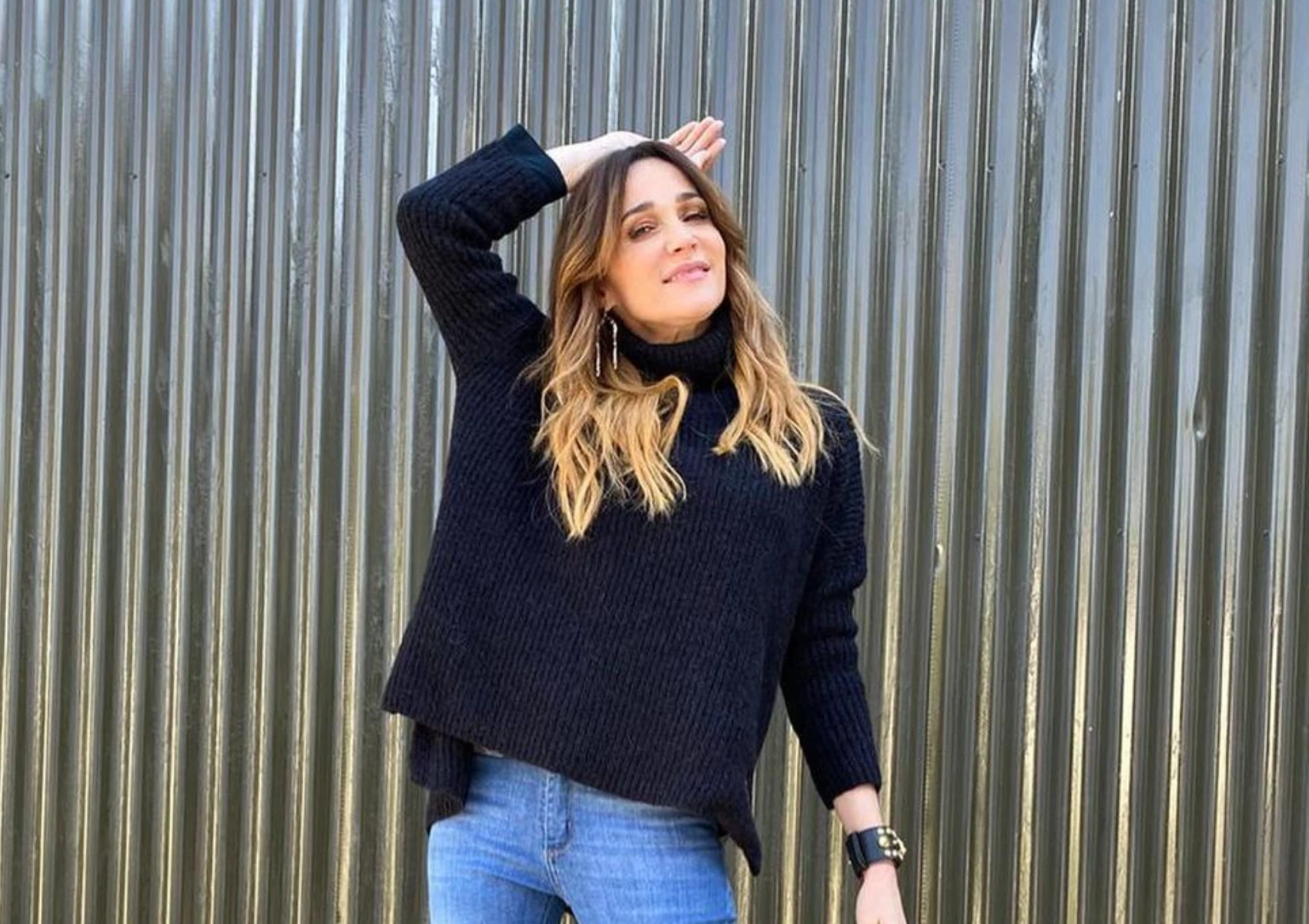 Vero Lozano llevó el abrigo XL que es perfecto para este invierno