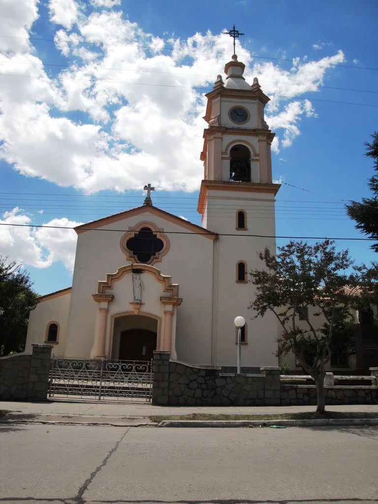 Villa Giardino la Iglesia Nuestra Señora de Lourdes