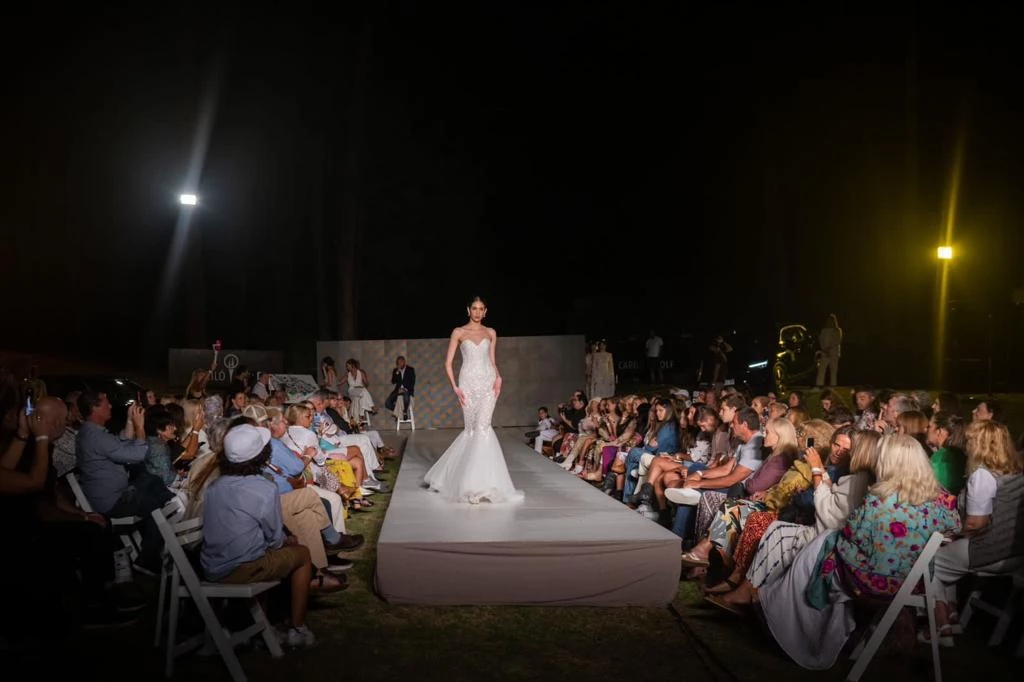 Desfile Gabriel Lage en Cariló