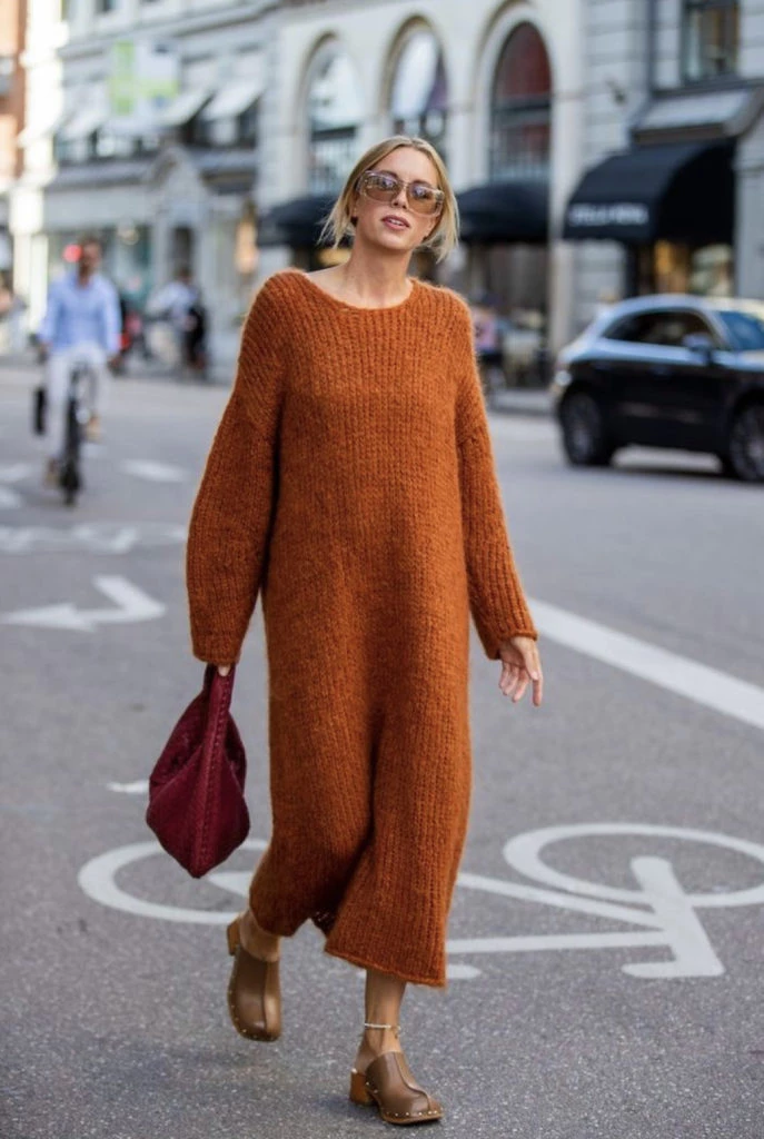 Los zuecos son el calzado más trendy del 2023. Foto: Pinterest.