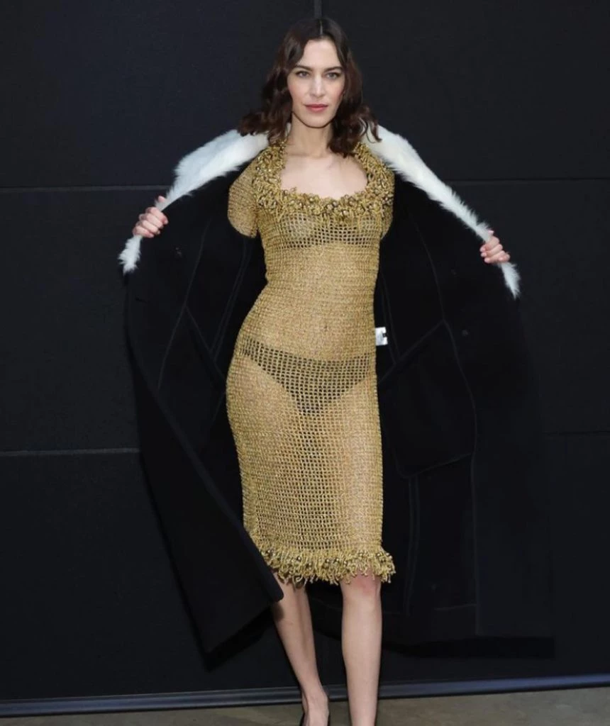 alexa chung tapado babero