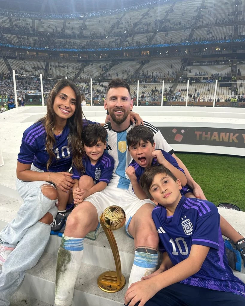 historia de amor de leo messi y antonela roccuzzo