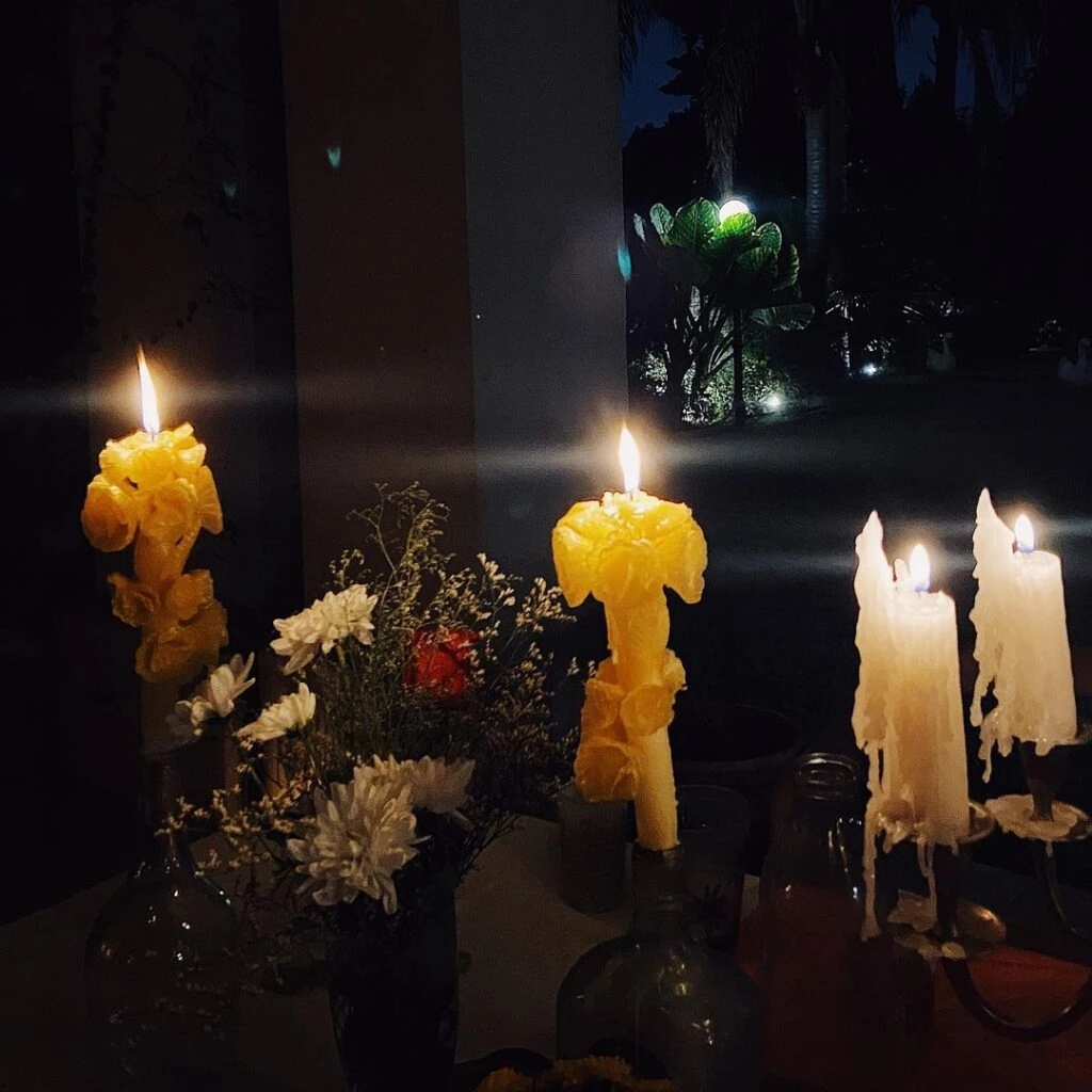 Ámbar de Benedictis eligió ambientar su cumpleaños con velas