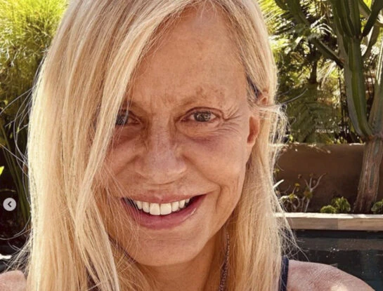 Qué es la neutropenia, la enfermedad que padecería Cecilia Bolocco, quien fue vista en silla de ruedas