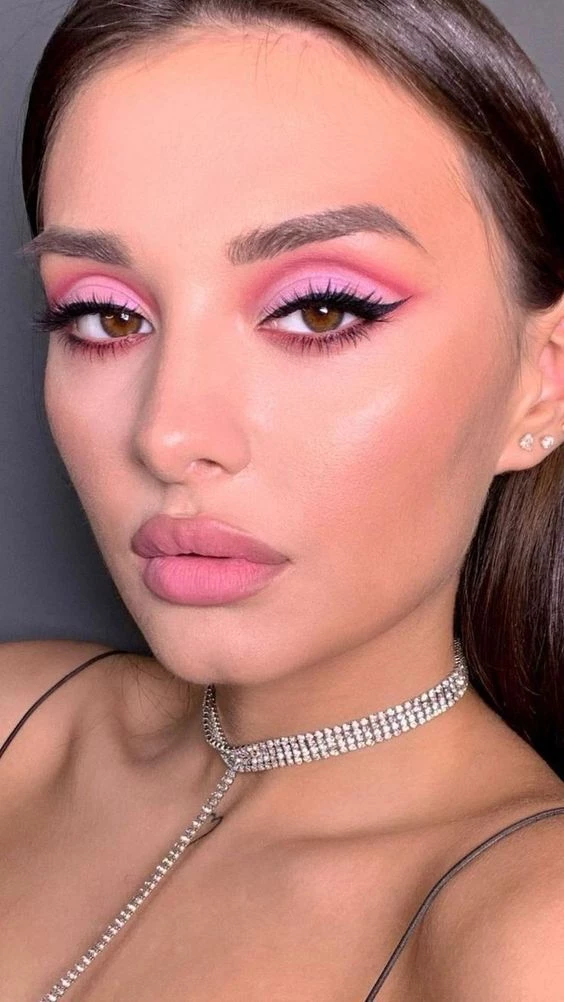 Baddie makeup, la nueva tendencia beauty