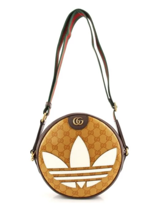 cartera Gucci by adidas que usó mery del cerro