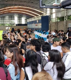 Valentina Ginocchio en el evento para recaudar votos para Marcos en Salta.