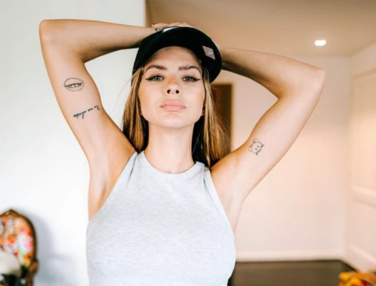 La China Suárez usó un nuevo peinado y enloqueció a sus fans de Casi Ángeles 