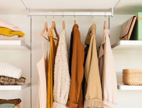 Cómo elegir la percha ideal para cada tipo prenda