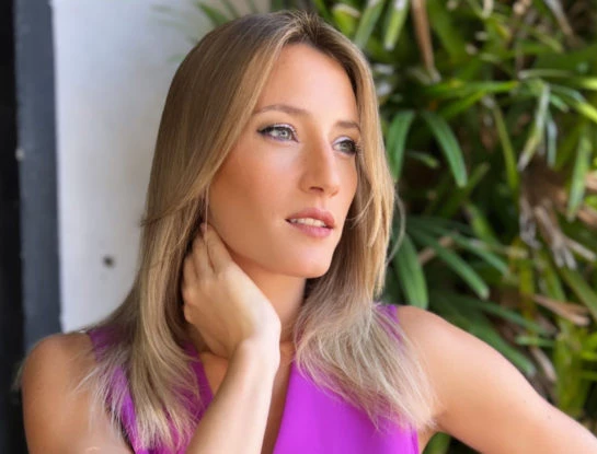 El look monocromático de Mica Viciconte con el color que es tendencia este 2023