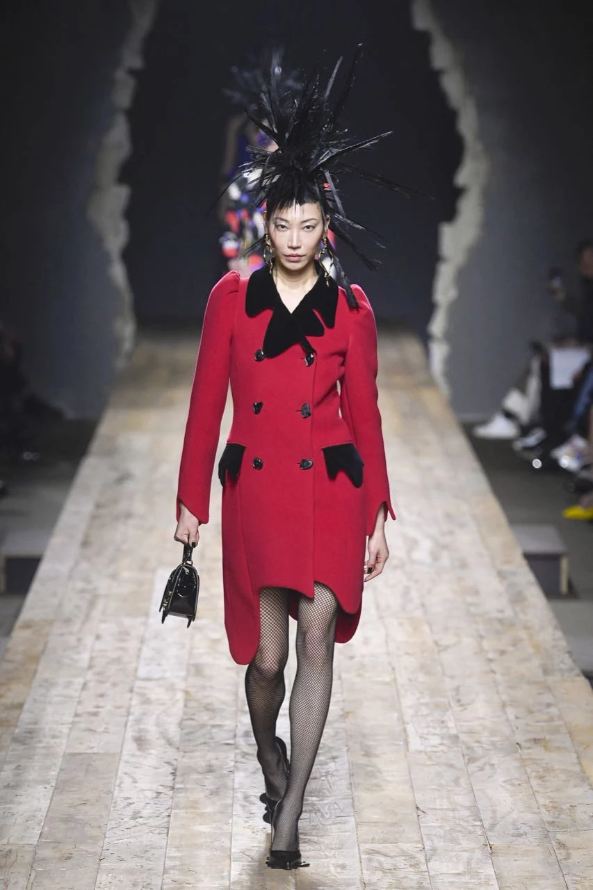 Desfile Moschino, otoño invierno 2023/2024 en la Semana de Moda de Milán