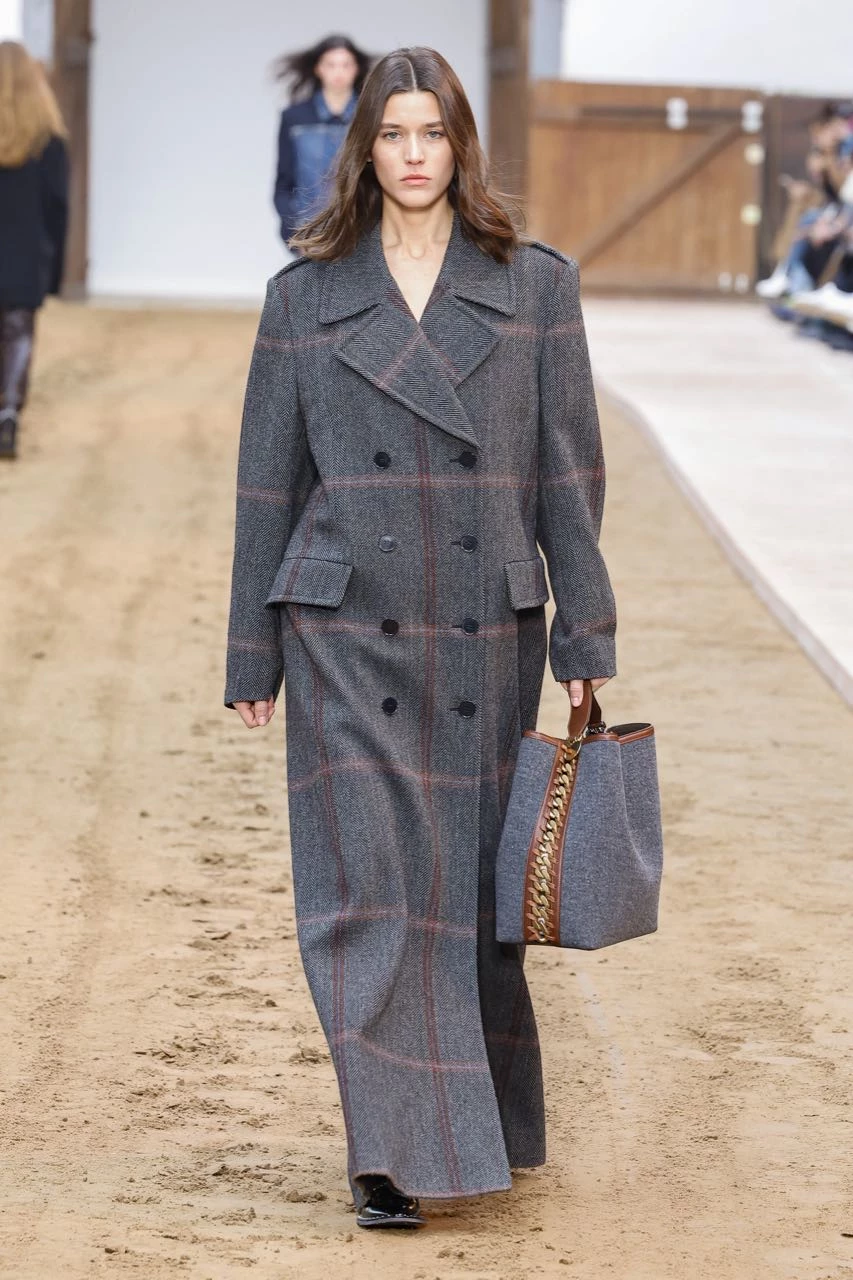 Desfile Stella McCartney otoño invierno 2023/24 en Semana de Moda de Paris