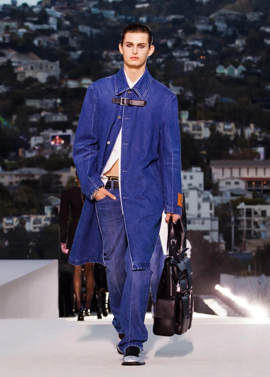 Desfile Versace invierno 2023/2024