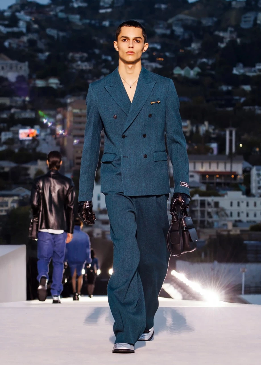 Desfile Versace invierno 2023/2024