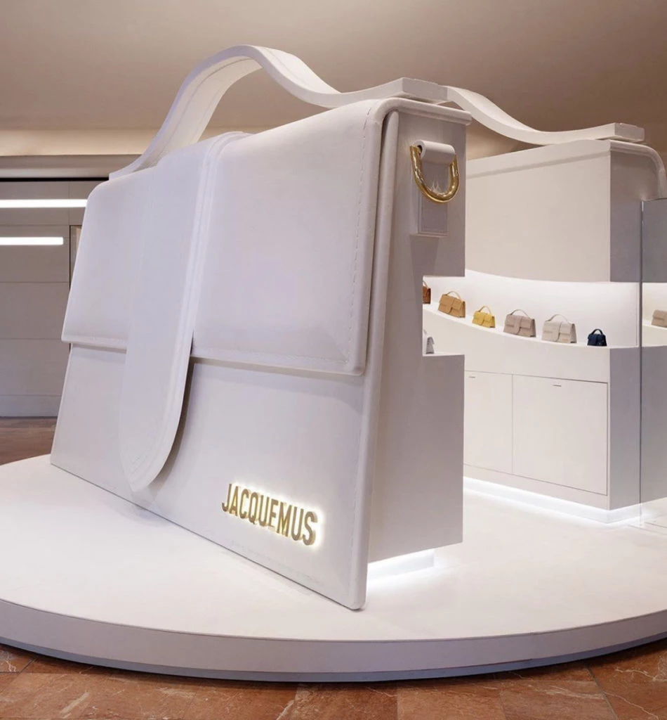 Jacquemus y su nuevo espacio en París. Foto: Instagram.