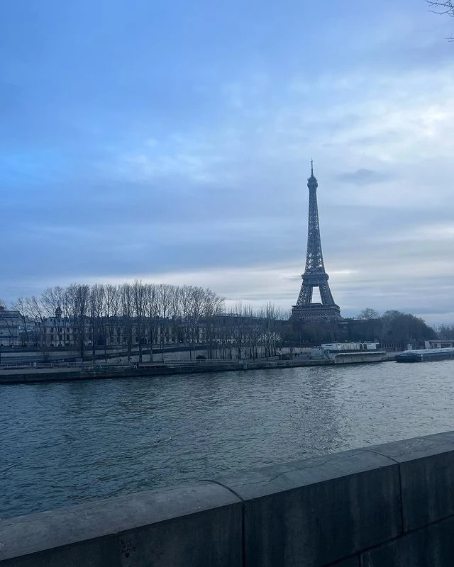 Juanita Tinelli en París