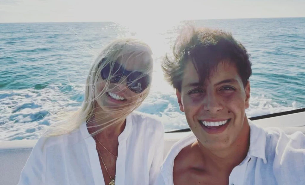 Las fotos de las vacaciones de Máximo Menem y Cecilia Bolocco en Miami