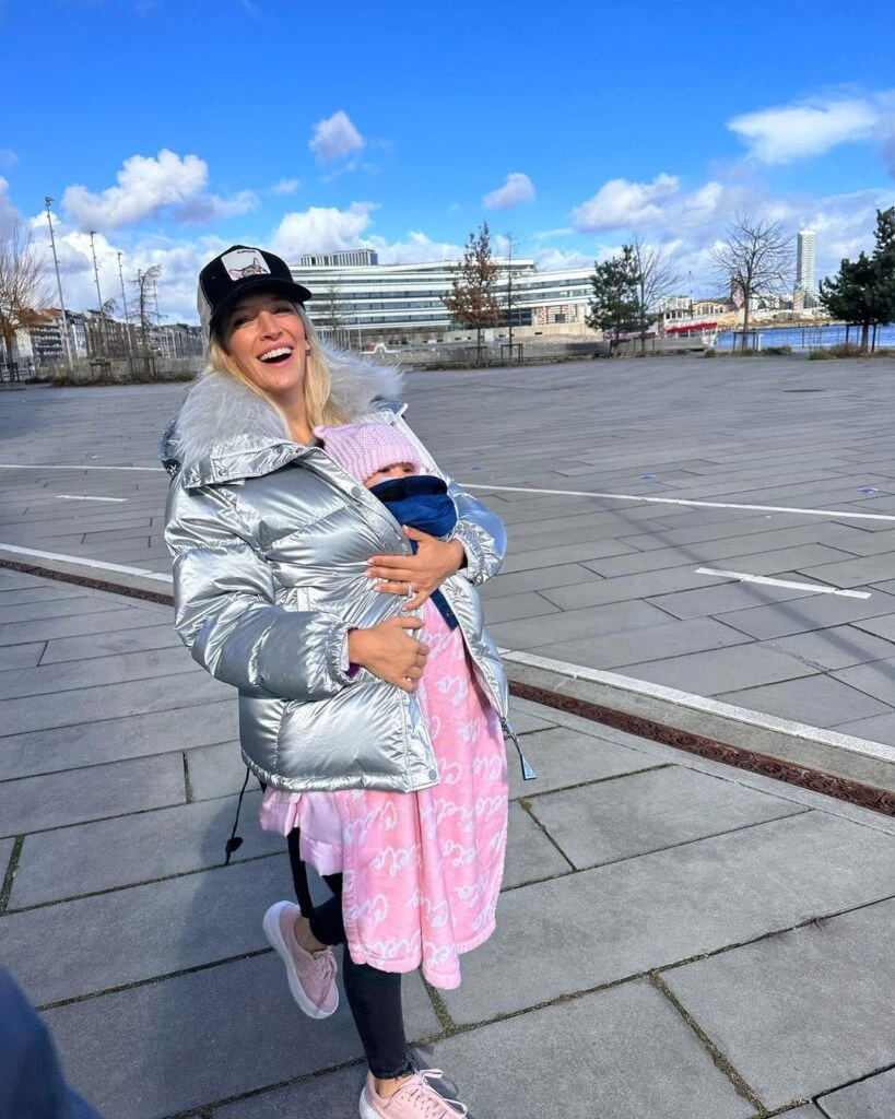 Luisana Lopilato mostró su campera puffer, un abrigo infaltable este invierno