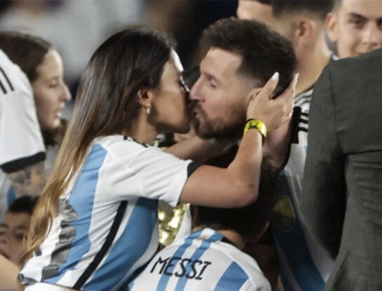 Las mejores fotos de Antonela Roccuzzo y Lionel Messi en la Fiesta de los Campeones