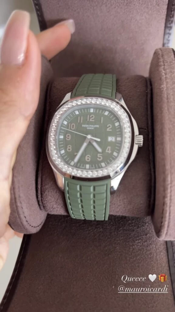 Mauro soprendió a Wanda con un lujoso reloj. Foto: Instagram.