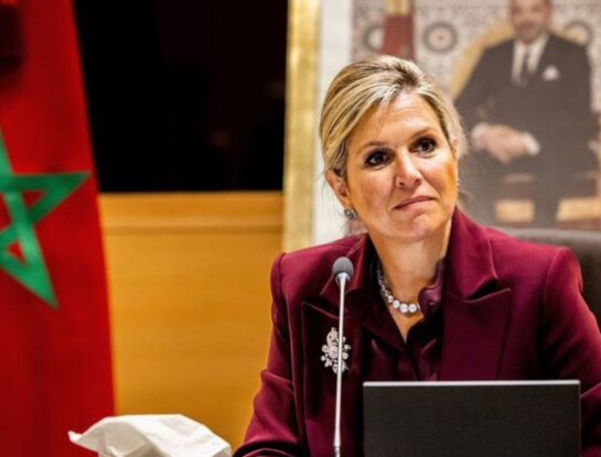 Máxima Zorreguieta apostó por un look monocromático en su visita a Marruecos